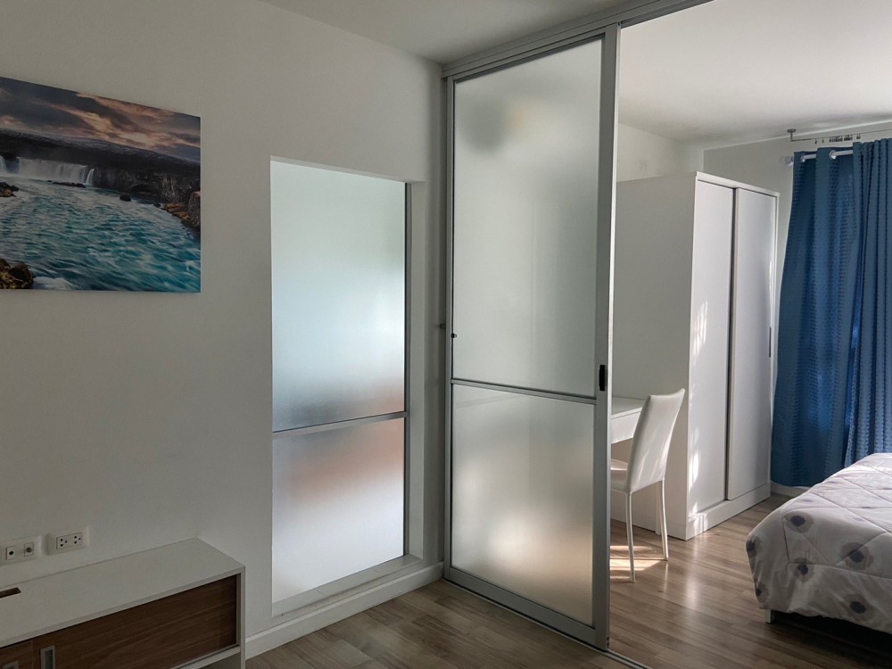 ให้เช่า ดีคอนโด อ่อนนุช - พระราม 9 วิวสวย ห้องไม่ร้อนบ่าย เฟอร์นิเจอร์ครบ บรรยากาศร่มรื่น