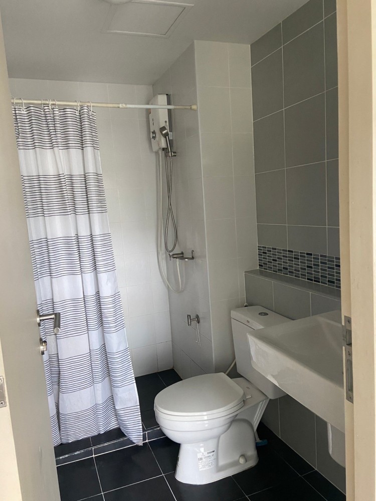 ให้เช่า ดีคอนโด อ่อนนุช - พระราม 9 วิวสวย ห้องไม่ร้อนบ่าย เฟอร์นิเจอร์ครบ บรรยากาศร่มรื่น