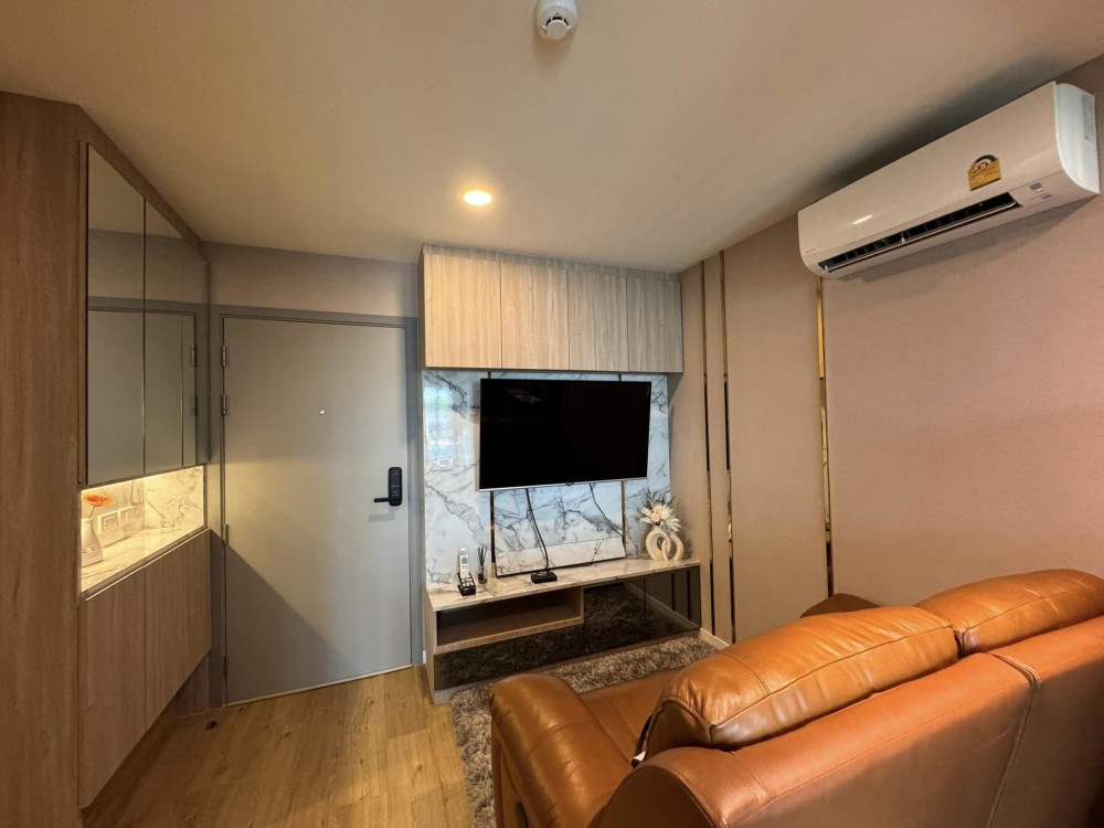 Condo for sale: Attitude bu condominium, decorated room, ready to move in, built in very well, complete in one place, buy quickly.