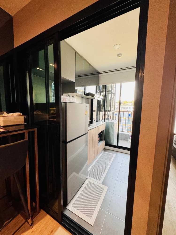 Condo for sale: Attitude bu condominium, decorated room, ready to move in, built in very well, complete in one place, buy quickly.