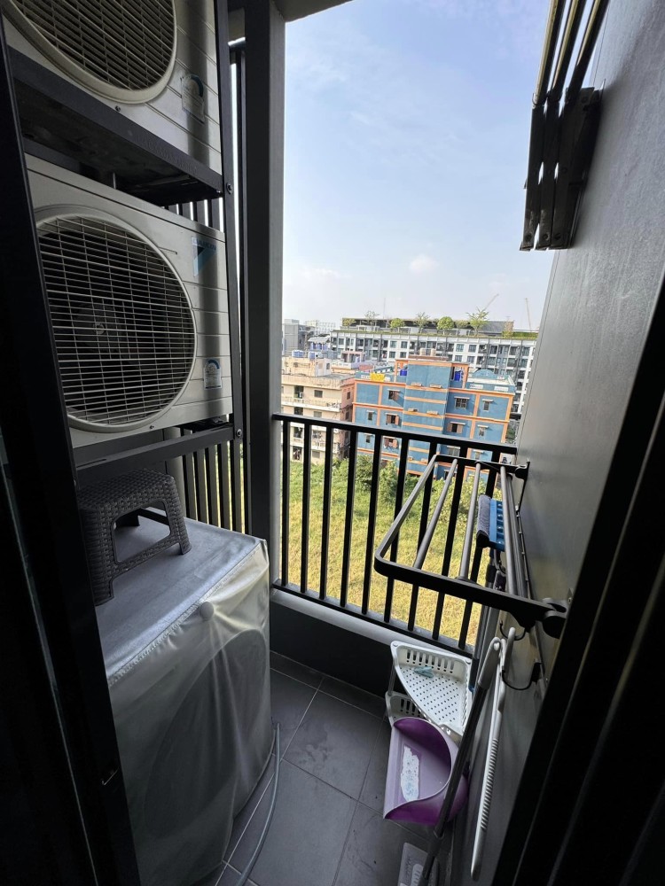 Condo for sale: Attitude bu condominium, decorated room, ready to move in, built in very well, complete in one place, buy quickly.