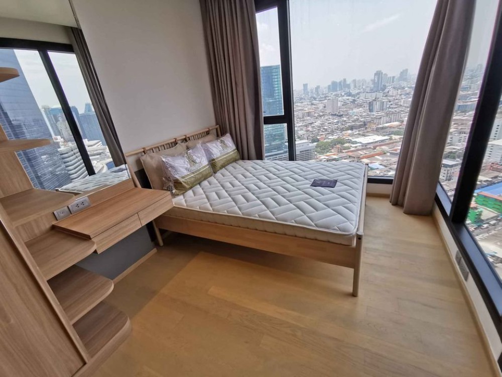 For rent Ashton Asoke Rama 9 เห็นวิวสวยไม่ซ้ำใครจากในห้อง แถมเฟอร์อย่างดีทั้งห้อง รีบจองเลยน้า