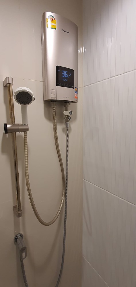 ให้เช่า คอนโด ไลฟ์ ลาดพร้าว ตกแต่งบิ้วอินสุดปัง โดนใจ ชั้นสูง มาแต่ตัว ก็อยู่ได้เลยจ้า