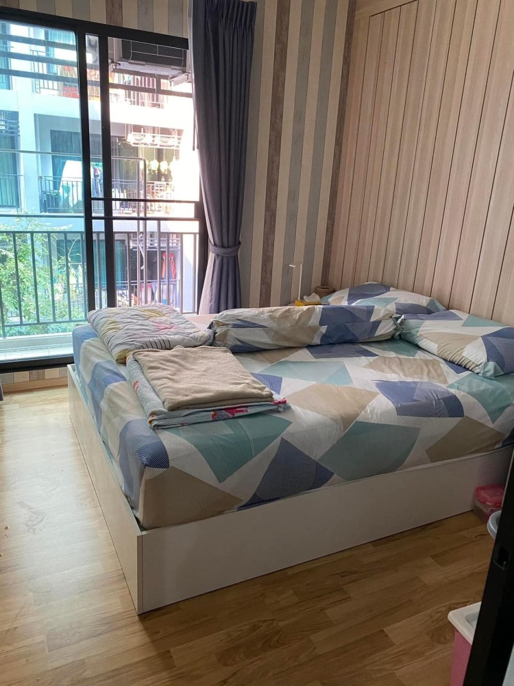 For sale/rent The cabana condo ห้องนอนติดวอลเปเปอร์อย่างดี พร้อมกั้นเป็นสัดส่วน อย่ารอช้า ซื้อเลยยย