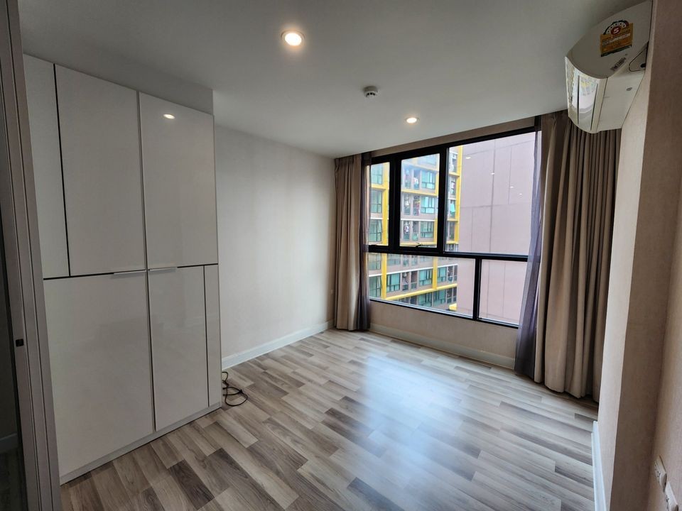 Condo for sale, The Cube Plus Chaengwattana, empty room, affordable price. Room decorators say you can't miss it. images