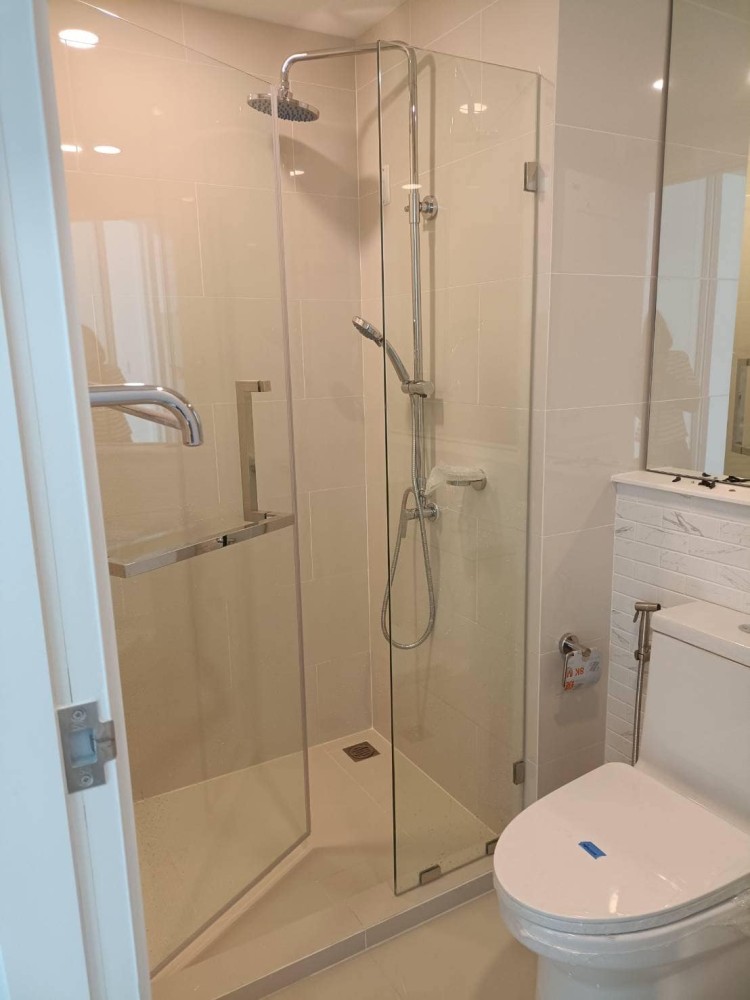 ปล่อยเช่า ชาโตว์ อินทาวน์ รัชโยธิน กั้นห้องเป็นสัดส่วน เฟอร์นิเจอร์ครบชุด พร้อมโซฟาน่านั่่่ง จองเลย