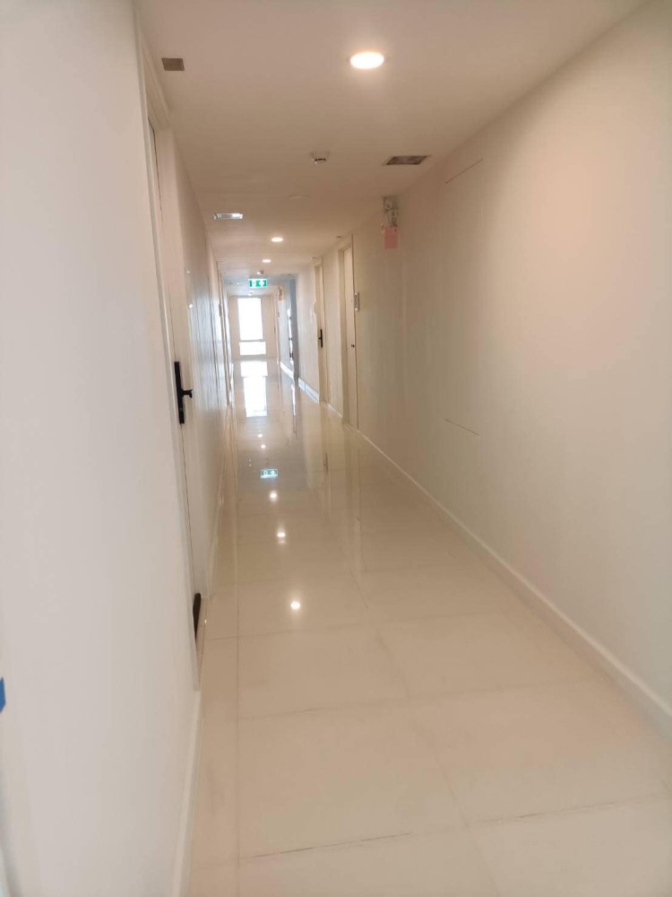 ปล่อยเช่า ชาโตว์ อินทาวน์ รัชโยธิน กั้นห้องเป็นสัดส่วน เฟอร์นิเจอร์ครบชุด พร้อมโซฟาน่านั่่่ง จองเลย