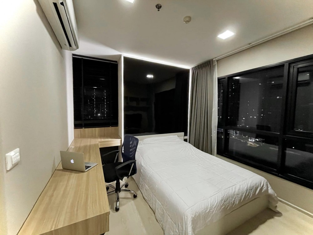 ขาย Condolette Midst 1 นอน 1 น้ำ ห้องตกแต่งด้วยเฟอร์นิเจอร์อย่างดี มี walk-in closet ไม่จองพลาดมาก
