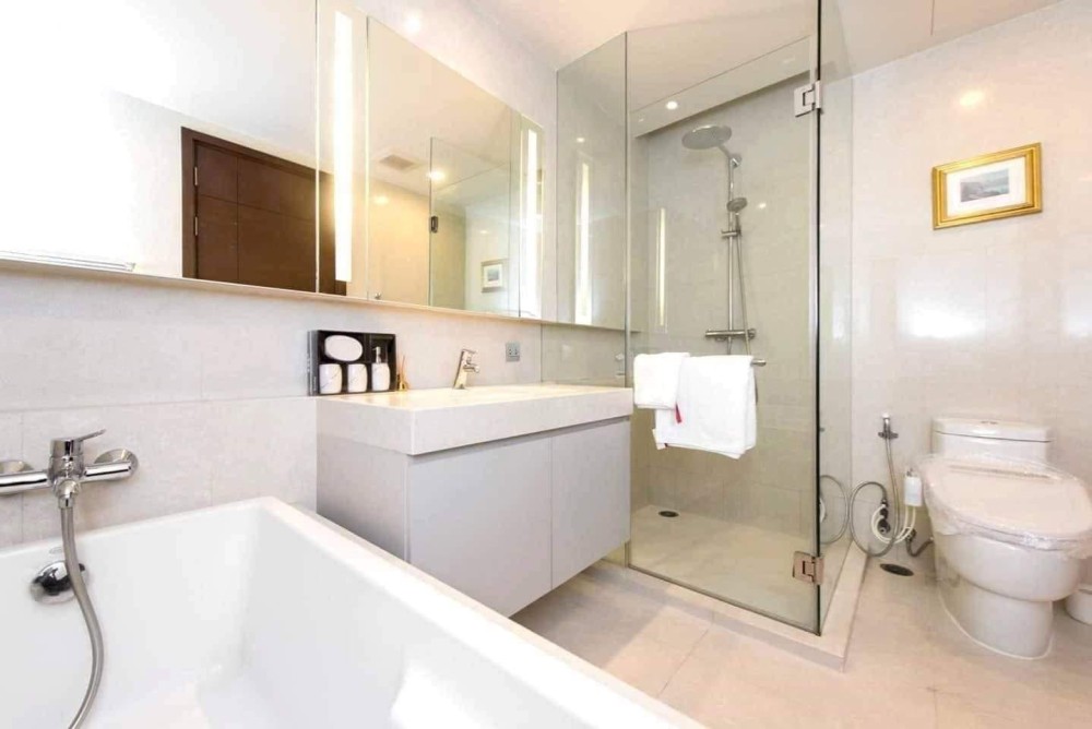 For RENT QUATTRO by Sansiri 1 bedroom 1 bathroom with furniture and complete items. Don't miss it. Book now.