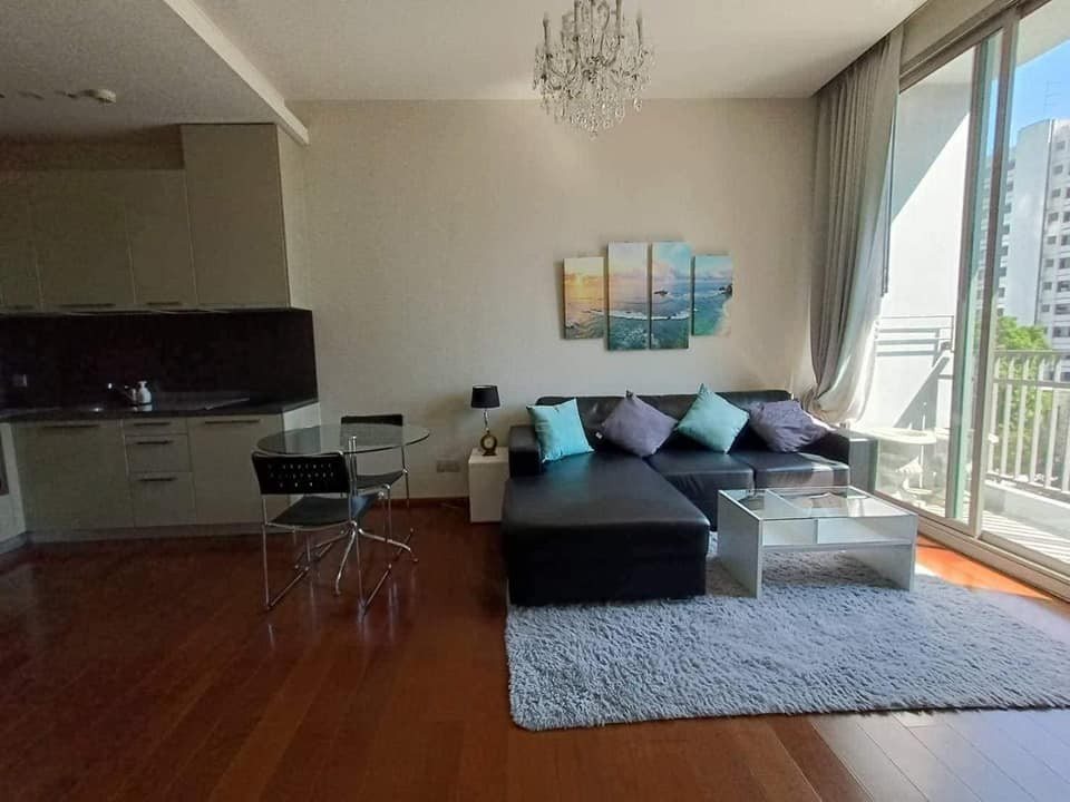 For RENT QUATTRO by Sansiri 1 bedroom 1 bathroom with furniture and complete items. Don't miss it. Book now.