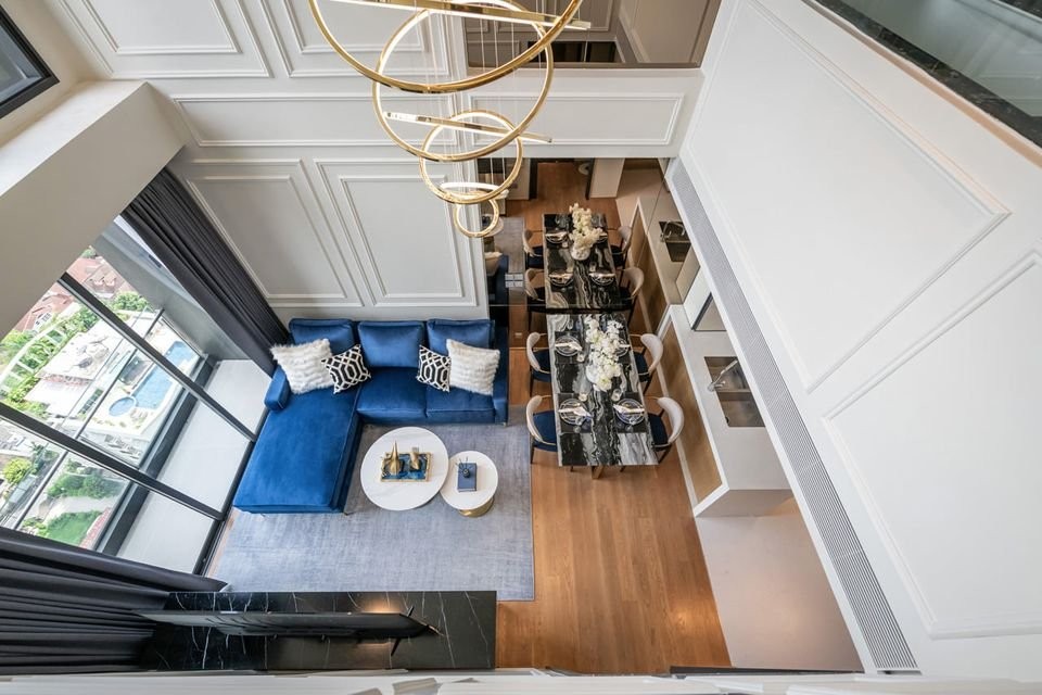 Condo for rent or sale, Beatnik Sukhumvit 32, DUPLEX PENTHOUSE room, south facing, very cool breeze, beautiful view.