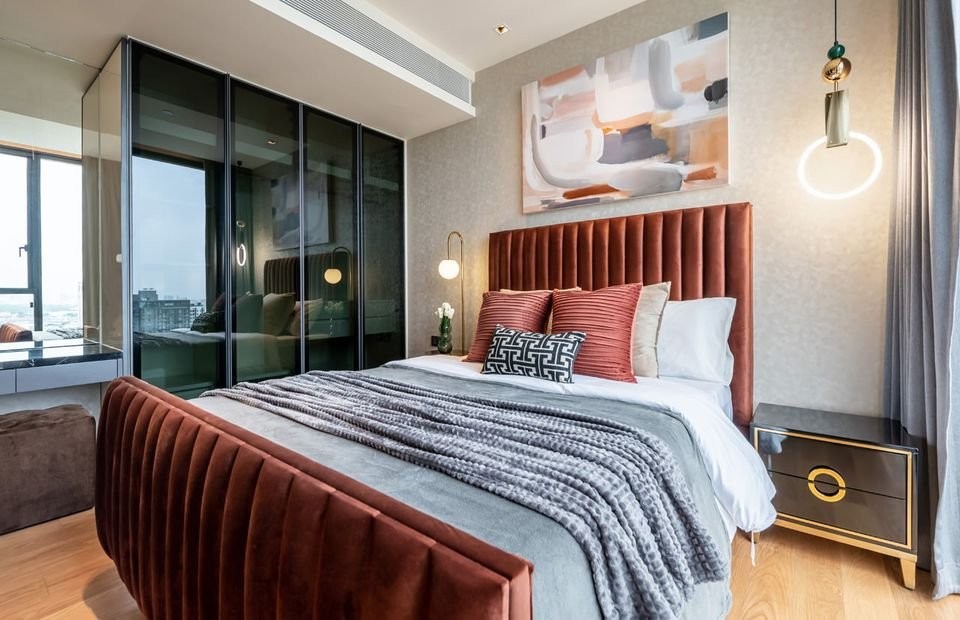 Condo for rent or sale, Beatnik Sukhumvit 32, DUPLEX PENTHOUSE room, south facing, very cool breeze, beautiful view.