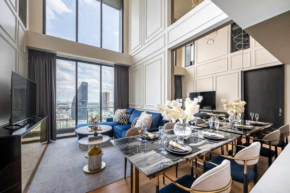 Condo for rent or sale, Beatnik Sukhumvit 32, DUPLEX PENTHOUSE room, south facing, very cool breeze, beautiful view.