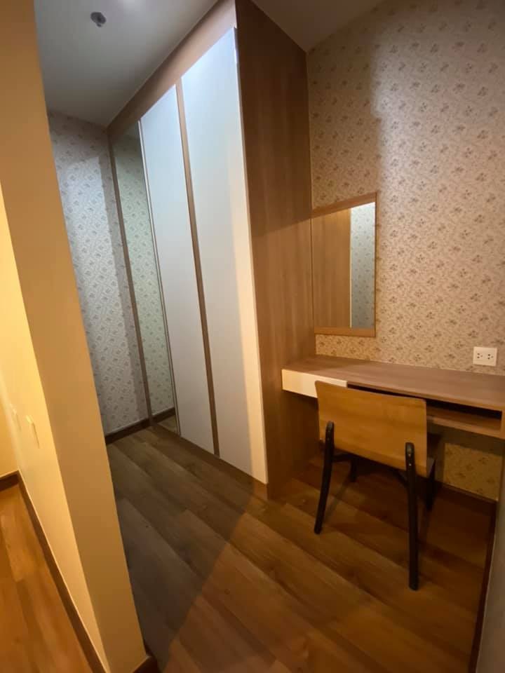 For rent or sale Condo Centric Tiwanon Station, spacious room, fully furnished. Ready to move in. Don't miss it. Book now.