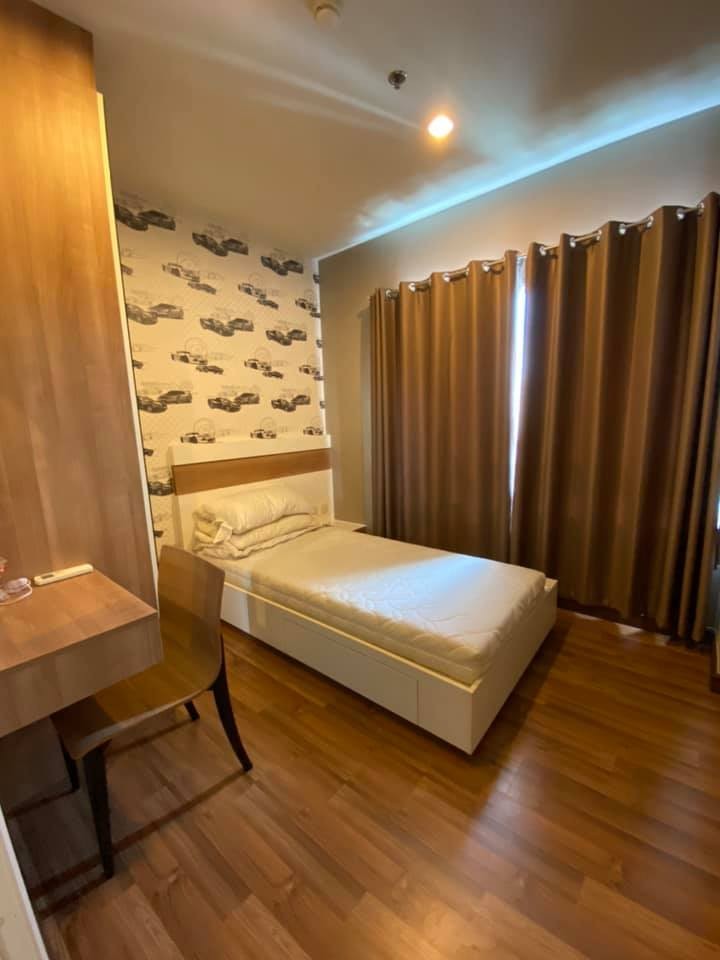 For sale Condo Centric Tiwanon Station, spacious room, fully furnished. Ready to move in. Don't miss it. Book now.