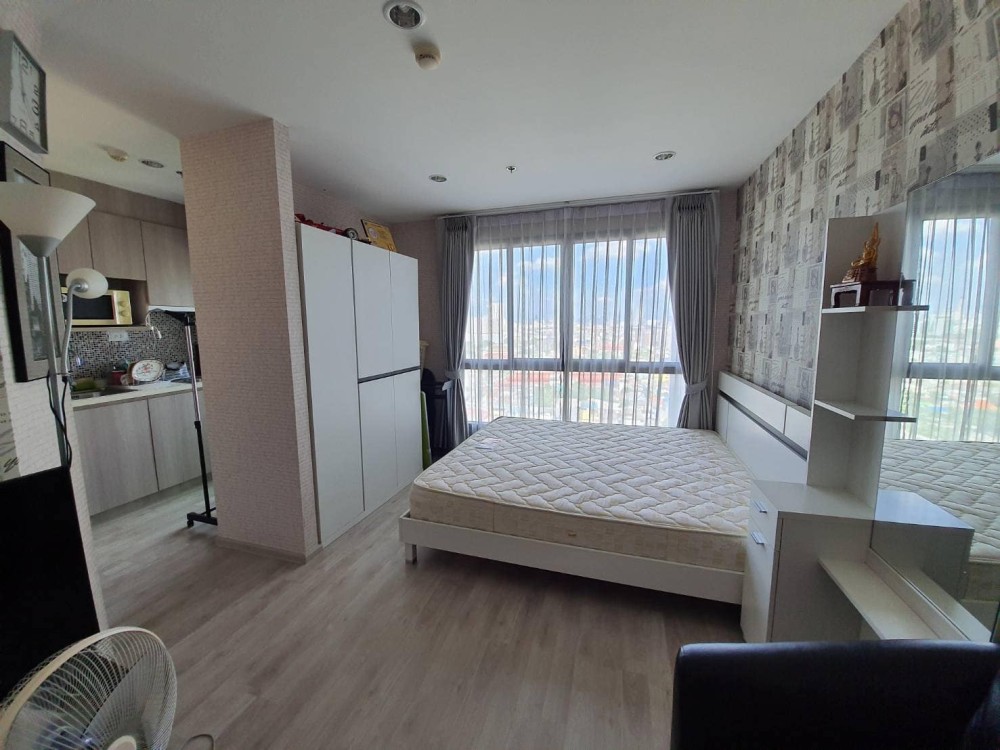 For rent  Ideo Mobi Charan Interchange ห้องติดวอลเปเปอร์อย่างดี ราคาไม่แรง คุณต้องรีบย้าย