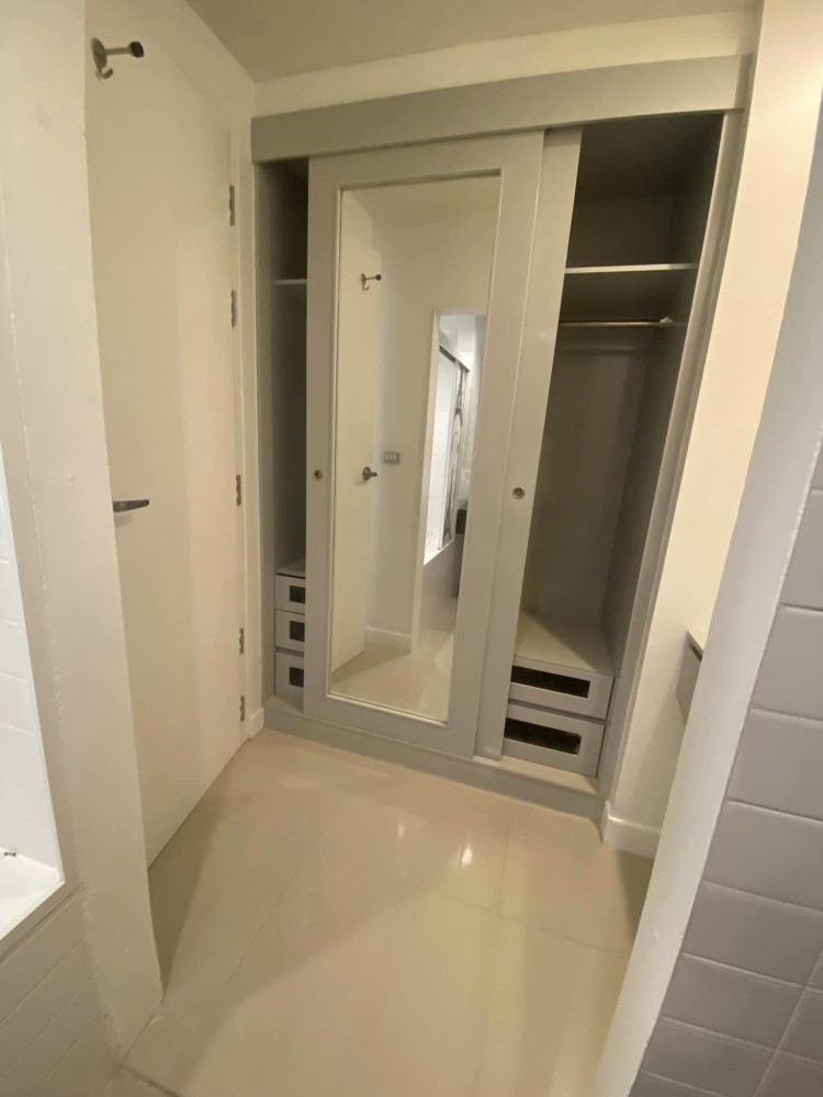 ให้เช่า IDEO สาทร-ตากสิน ชั้นสูง เตียงบิ้วอินใหญ่น่านอน ห้องตกแต่งพร้อมเข้าอยู่ จองก่อนได้ก่อนน้า