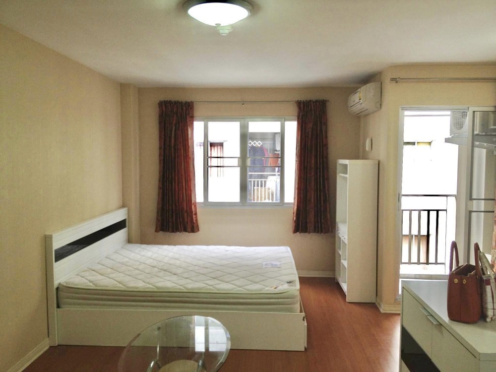 For rent ลุมพินี คอนโดทาวน์ บดินทรเดชา-รามคำแหง ห้องติดวอเปเปอร์อย่างดี ราคาคุ้ม รีบมาจับจอง