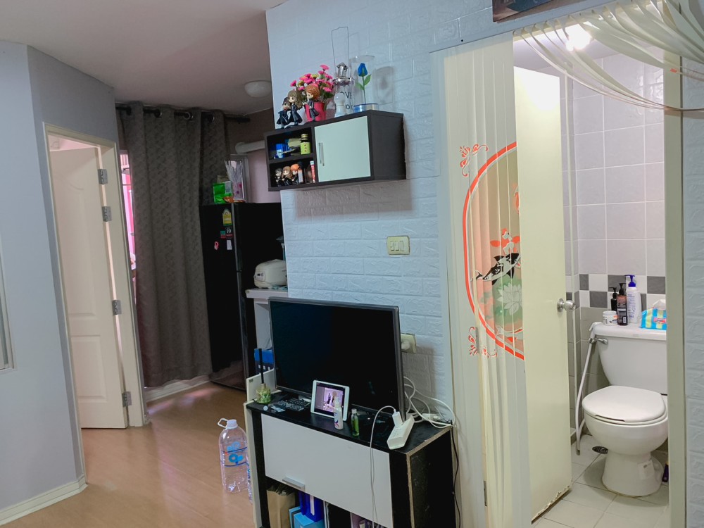 ให้เช่า Lumpini Condo Town Rattanathibet 1 นอน 1 น้ำ ติดวอลเปเปอร์ทั้งห้อง จองเลยจร้า ก่อนพลาด