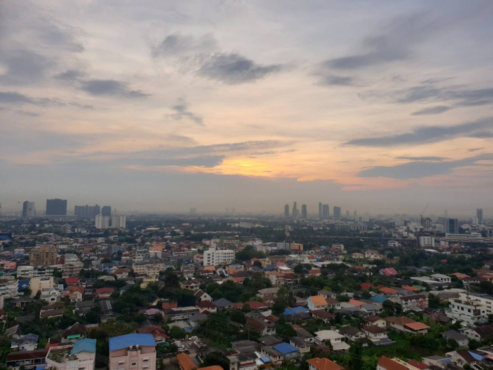 ขายด่วน คอนโด ลุมพินี วิลล์ ประชาชื่น-พงษ์เพชร 2 ตึก A ชั้นสูง วิวเมืองสวยๆ สนใจจองเลย ด่วนๆ