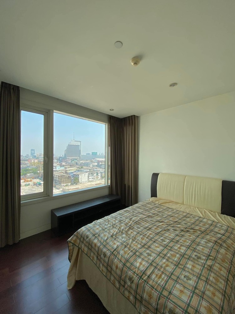 ขาย Manhattan Chidlom 2 Bedroom 2 Bathroom สิ่งอำนวยความสะดวกครบ รีบจองได้เลย ห้ามพลาด