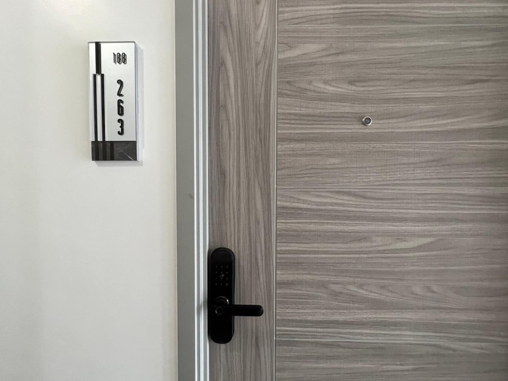 ให้เช่า   โมดิซ ลอนซ์ รังสิต ชั้นสูง วิวดี ห้องให่กริ๊บ แต่งครบพร้อมเข้าอยู่ รีบจองเลย ห้ามพลาดจ้า