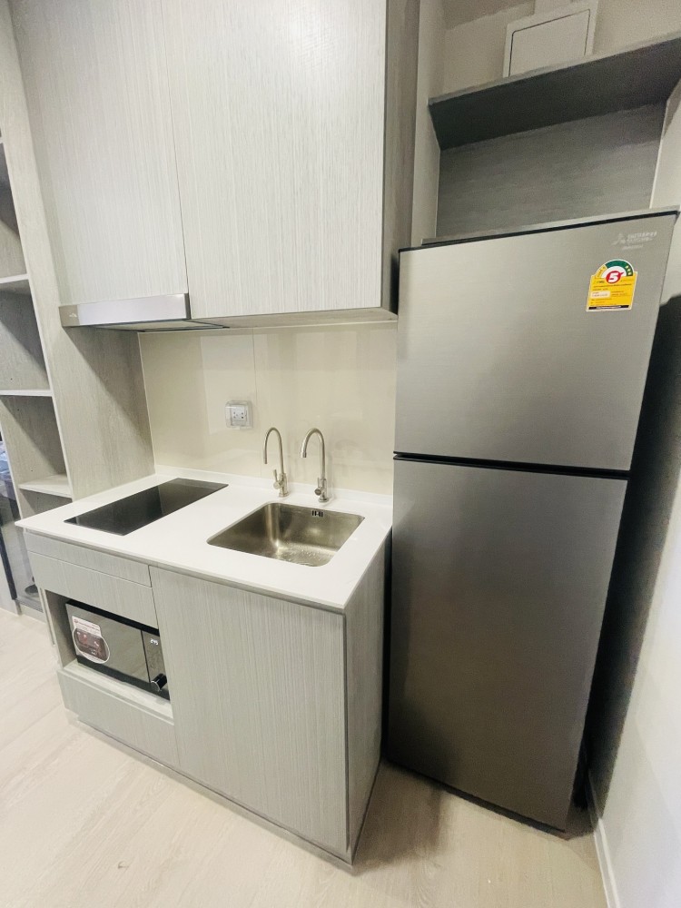 ให้เช่า  โมดิซ ลอนซ์ รังสิต  ชั้น 12A ห้องริม วิวดี พร้อมตกแต่งครบ พร้อมเข้าอยู่ได้ทันที จองเลยจ้า