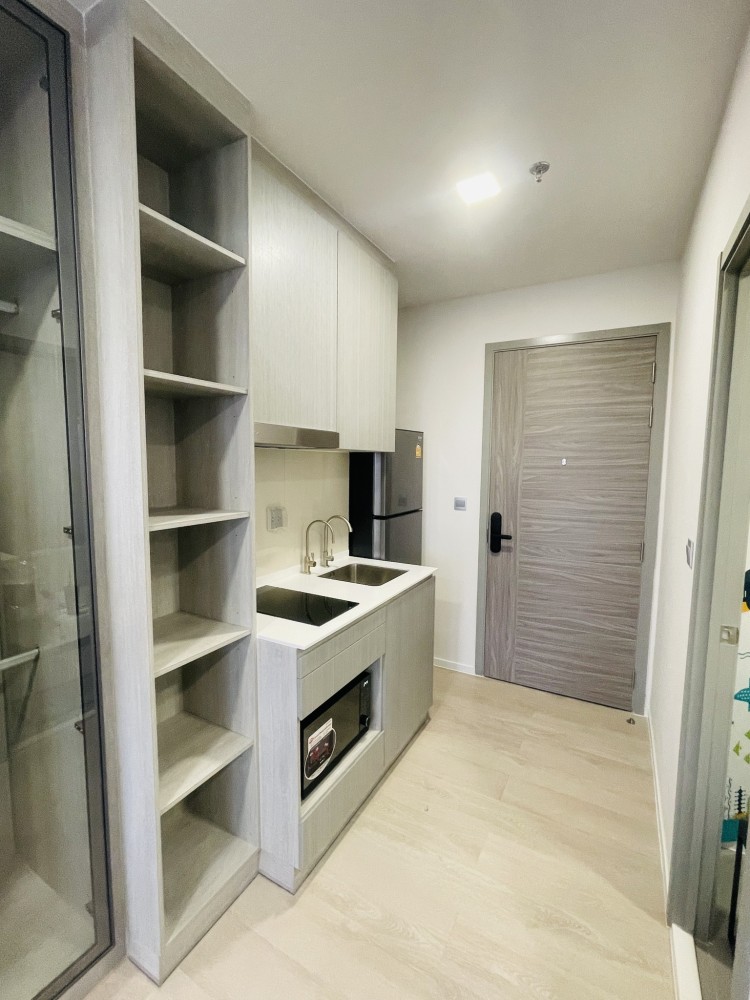 ให้เช่า  โมดิซ ลอนซ์ รังสิต  ชั้น 12A ห้องริม วิวดี พร้อมตกแต่งครบ พร้อมเข้าอยู่ได้ทันที จองเลยจ้า