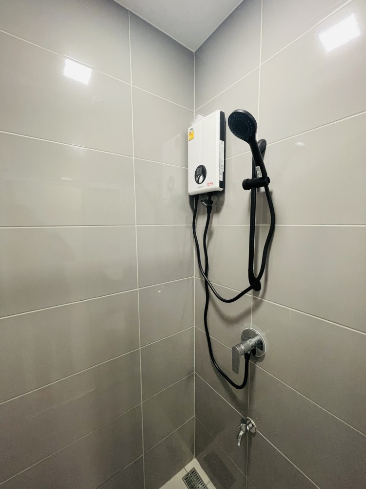 ให้เช่า  โมดิซ ลอนซ์ รังสิต  ชั้น 12A ห้องริม วิวดี พร้อมตกแต่งครบ พร้อมเข้าอยู่ได้ทันที จองเลยจ้า