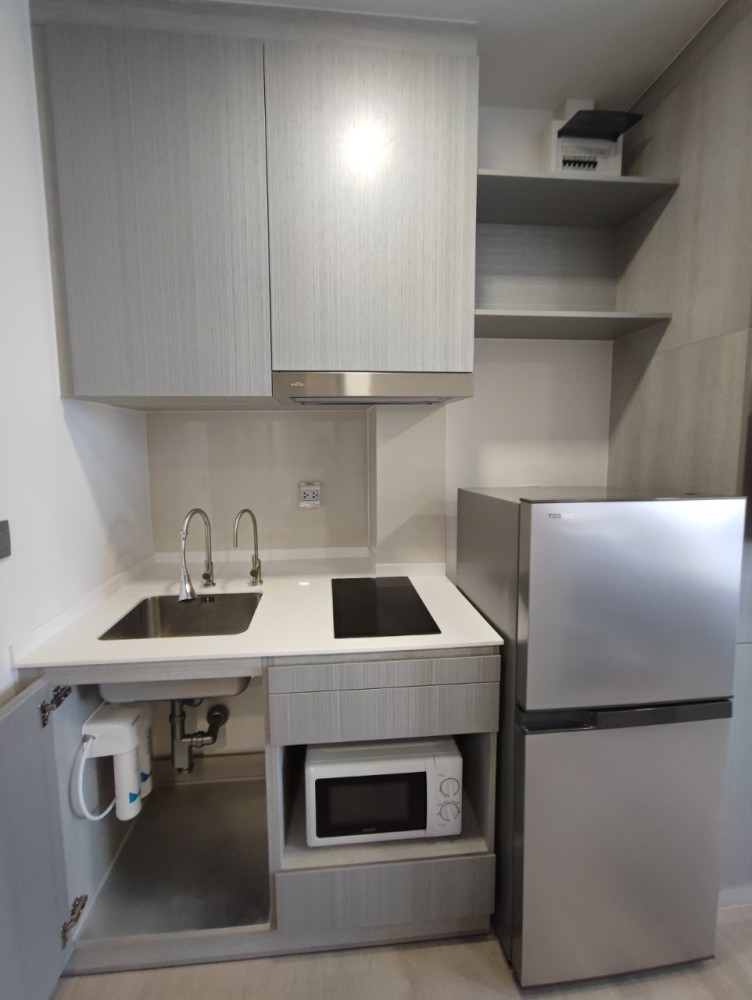 ให้เช่า โมดิซ ลอนซ์ รังสิต ชั้น 22 ชั้นสูง ห้องแต่งครบ น่าอยู่ จองเลย ห้ามพลาดจ้า ด่วนๆ