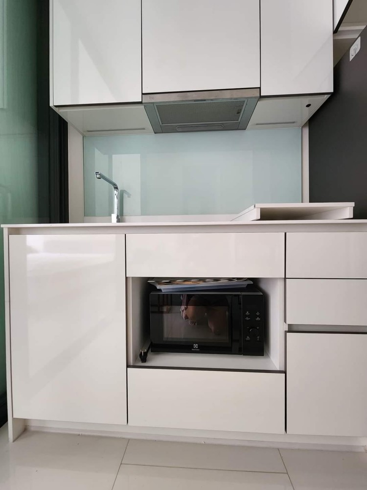 ให้เช่า แมสซารีน รัชโยธิน ห้องน่าอยู่ ชั้น 10 วิวตึกช้าง เฟอร์นิเจอร์ครบครัน จองก่อนอยู่ก่อนจ้า