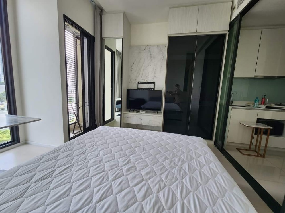 ให้เช่า แมสซารีน รัชโยธิน ห้องน่าอยู่ ชั้น 10 วิวตึกช้าง เฟอร์นิเจอร์ครบครัน จองก่อนอยู่ก่อนจ้า