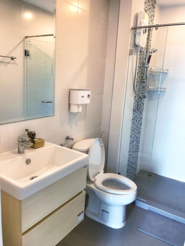 ด่วนๆ คอนโด ให้เช่า Metrosky prachacheun ห้องDuplex ห้องสวยหรู วิวสระว่ายน้ำ อย่ารอช้ารีบจองเลย