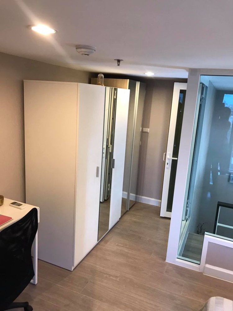 ด่วนๆ คอนโด ให้เช่า Metrosky prachacheun ห้องDuplex ห้องสวยหรู วิวสระว่ายน้ำ อย่ารอช้ารีบจองเลย