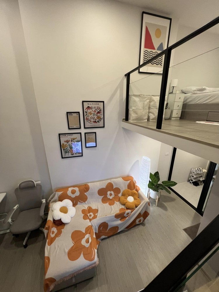 ให้เช่า ออริจิ้น ปลั๊ก แอนด์ เพลย์ รามคำแหง ทริปเปิ้ล สเตชั่น ชั้นสูง ห้อง 2 ชั้น พร้อมเฟอร์ จองเลย