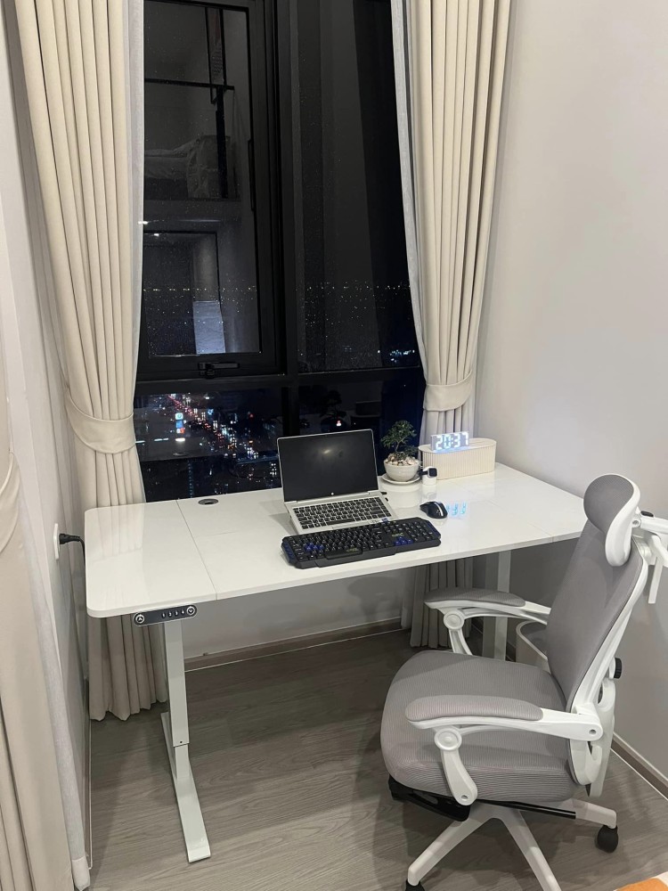 ให้เช่า ออริจิ้น ปลั๊ก แอนด์ เพลย์ รามคำแหง ทริปเปิ้ล สเตชั่น ชั้นสูง ห้อง 2 ชั้น พร้อมเฟอร์ จองเลย