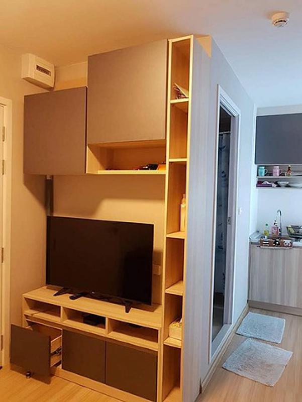 ห้องตกแต่งสวยพร้อมเข้าอยู่ เฟอร์นิเจอร์บิ้วอินใหม่เอี่ยมทั้งห้อง ให้เช่า พลัมคอนโด แจ้งวัฒนะ สเตชั่น