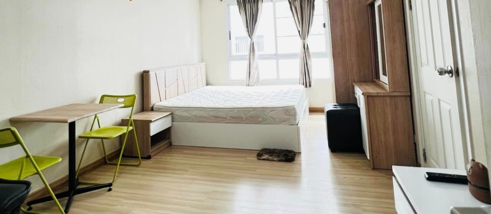 ให้เช่า พลัมคอนโด พหลโยธิน 89 ชั้น 5 ห้องกว้าง มาพร้อมการตกแต่งที่ครบครัน จองเลยจ้า