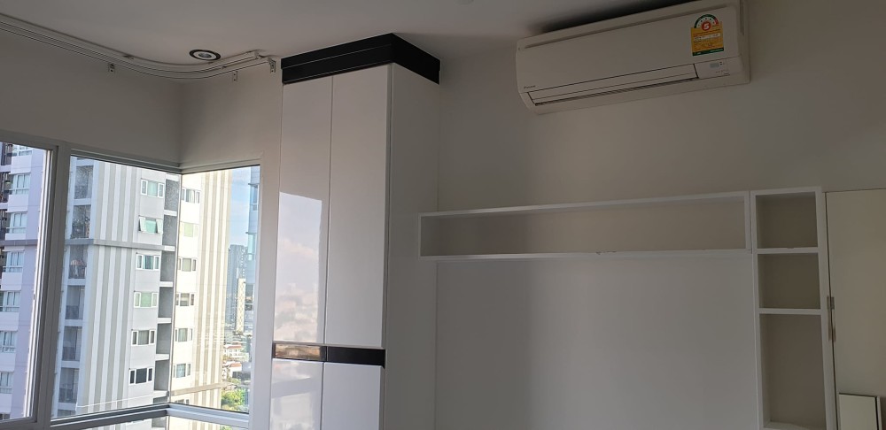 ขาย ให้เช่า เดอะ เพรสซิเดนท์ สาทร-ราชพฤกษ์ 2 ชั้น 19 โซฟาตัวใหญ่ เครื่องใช้ไฟฟ้าครบ จองเลย ด่วนๆ
