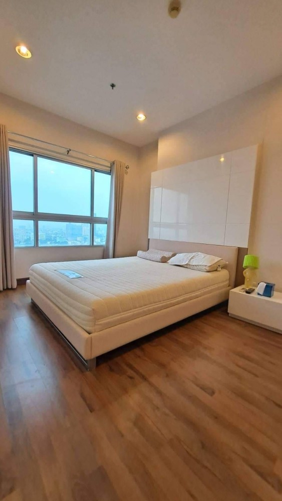 For sale Q house condo sathorn ห้องพร้อมอยู่ มี walk-in closet ในตัว ดีครบจบที่นี่ บอกเลยว่าห้ามพลาด