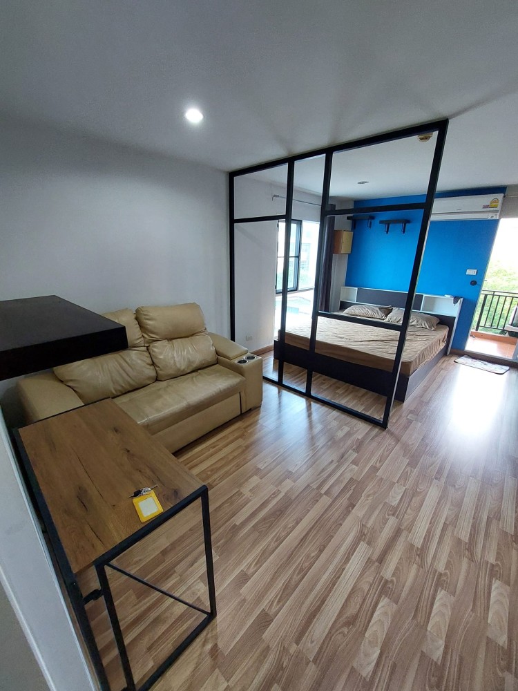 ให้เช่า Regent Home 20 ประชาชื่น 16 ห้องไม่แคบอยู่สบาย โซฟาหนานุ่มน่านั่ง อย่ารอช้า จองเลยย!!
