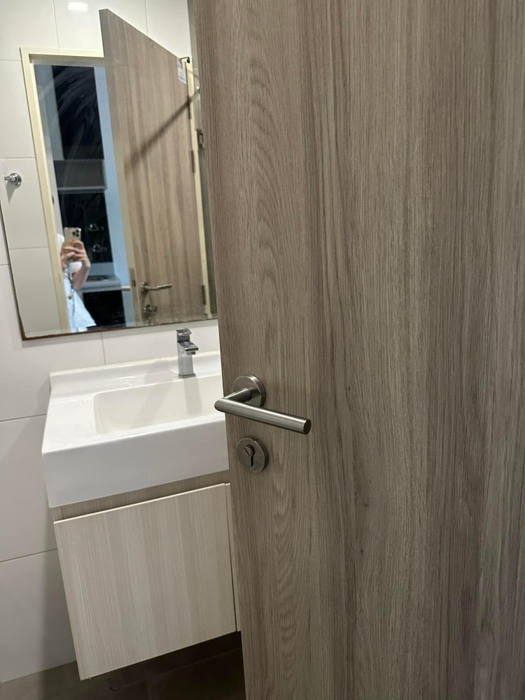 ปล่อยเช่า Rich Park Terminl พหลโยธิน 59 ชั้น 8 ห้องโปร่ง สบายตา ตกแต่งโทนขาว สะอาดน่าอยู่ จองเลย