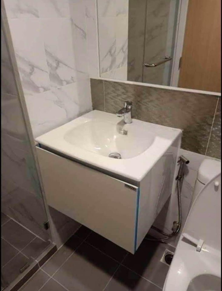 ให้เช่า คอนโด ไรซ์ พระราม 9 ห้องสวยตกแต่งครบ สิ่งอำนวยความสะดวกครบ สนใจรีบจองเลยจ้า ด่วนๆ