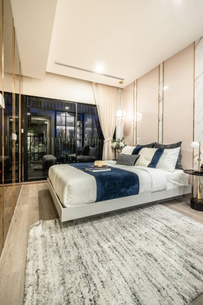 ขายดาวน์ด่วน Condo SOHO Bangkok Ratchada ห้อง Simplex 1-Bedroom Plus มาพร้อมราคาดีสุด ซื้อเลย