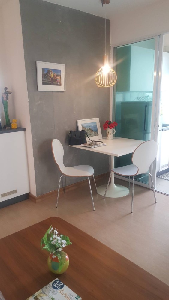 ให้เช่า คอนโด สราญวิลล์ @ แฮปปี้แลนด์ ห้องน่าอยู่ ขนาดกว้างกำลังดี เฟอร์ครบ ชั้น 5 ห้ามพลาดเลยจ้า