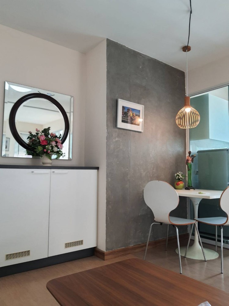 ให้เช่า คอนโด สราญวิลล์ @ แฮปปี้แลนด์ ห้องน่าอยู่ ขนาดกว้างกำลังดี เฟอร์ครบ ชั้น 5 ห้ามพลาดเลยจ้า