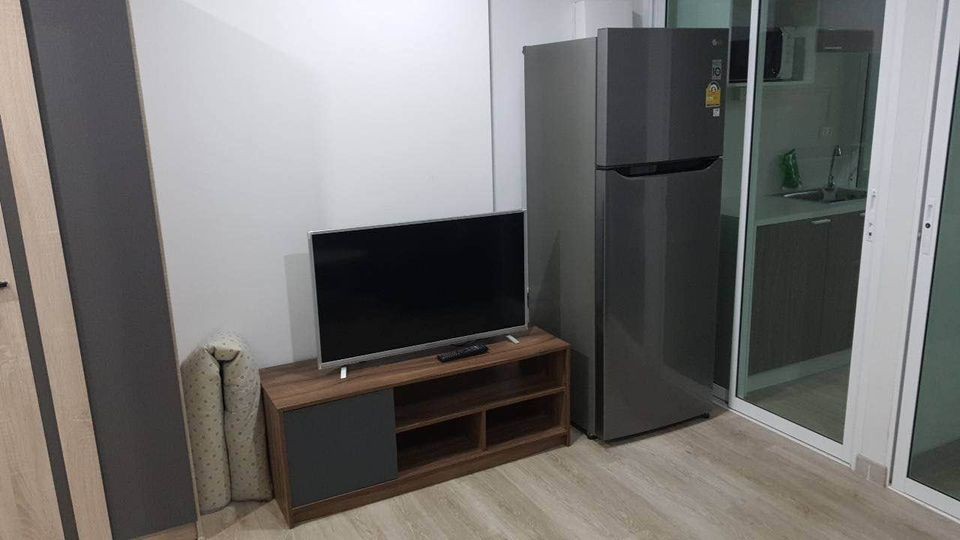 ให้เช่า คอนโด เดอะ คริสตัล บลิส รัตนาธิเบศร์ 1 ห้องนอน 1 ห้องน้ำ เฟอร+เครื่องใช้ไฟฟ้าพร้อม จองเลย