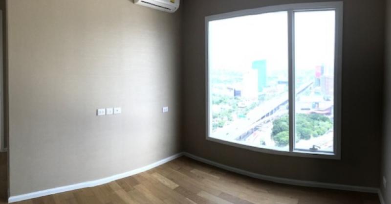 ขาย condo The saint residences ชั้นสูง31 แบบ 1ห้องนอน 35 ตรม ตึกฺB วิวสวนรถไฟ ระเบียงหันทิศเหนือ