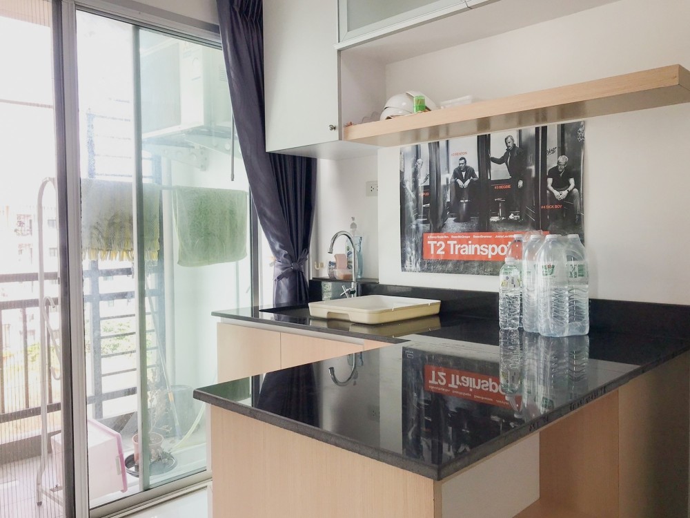 ให้เช่า Zoom Condo Place ชั้น 5 ห้องมุม เป็นส่วนตัวมาก ห้อง STUDIO ตกแต่งครบ พร้อมอยู่ จองเลย