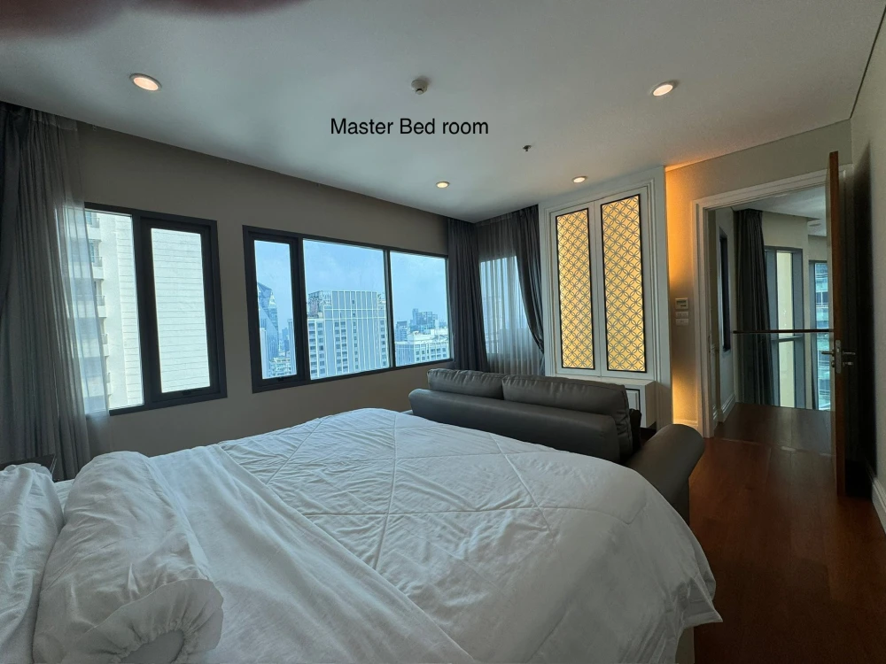 Rent / Sale Condo Bright Sukhumvit 24, spacious room, luxurious decoration, beautiful view, can't miss it.
